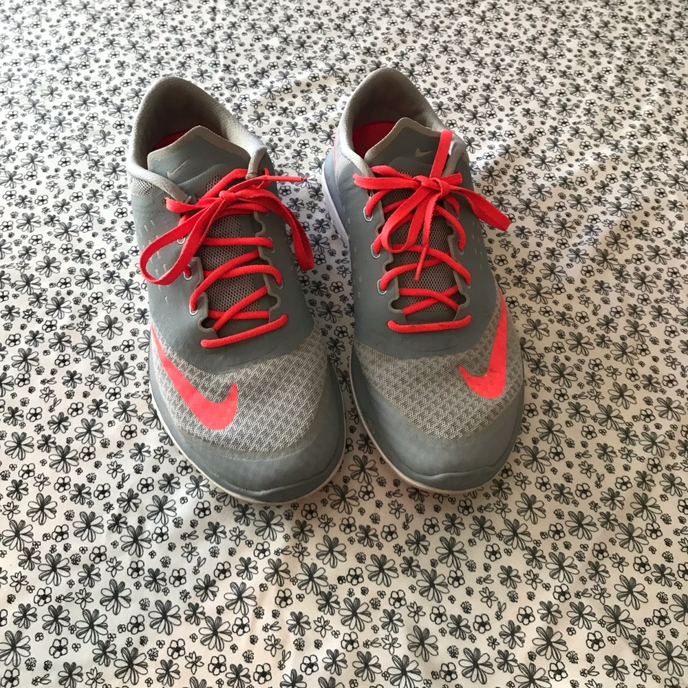 Running sneaker by Nike